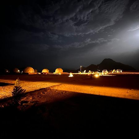 Rum Island Luxury Camp & Bubbles Hotel Wadi Rum Exteriér fotografie