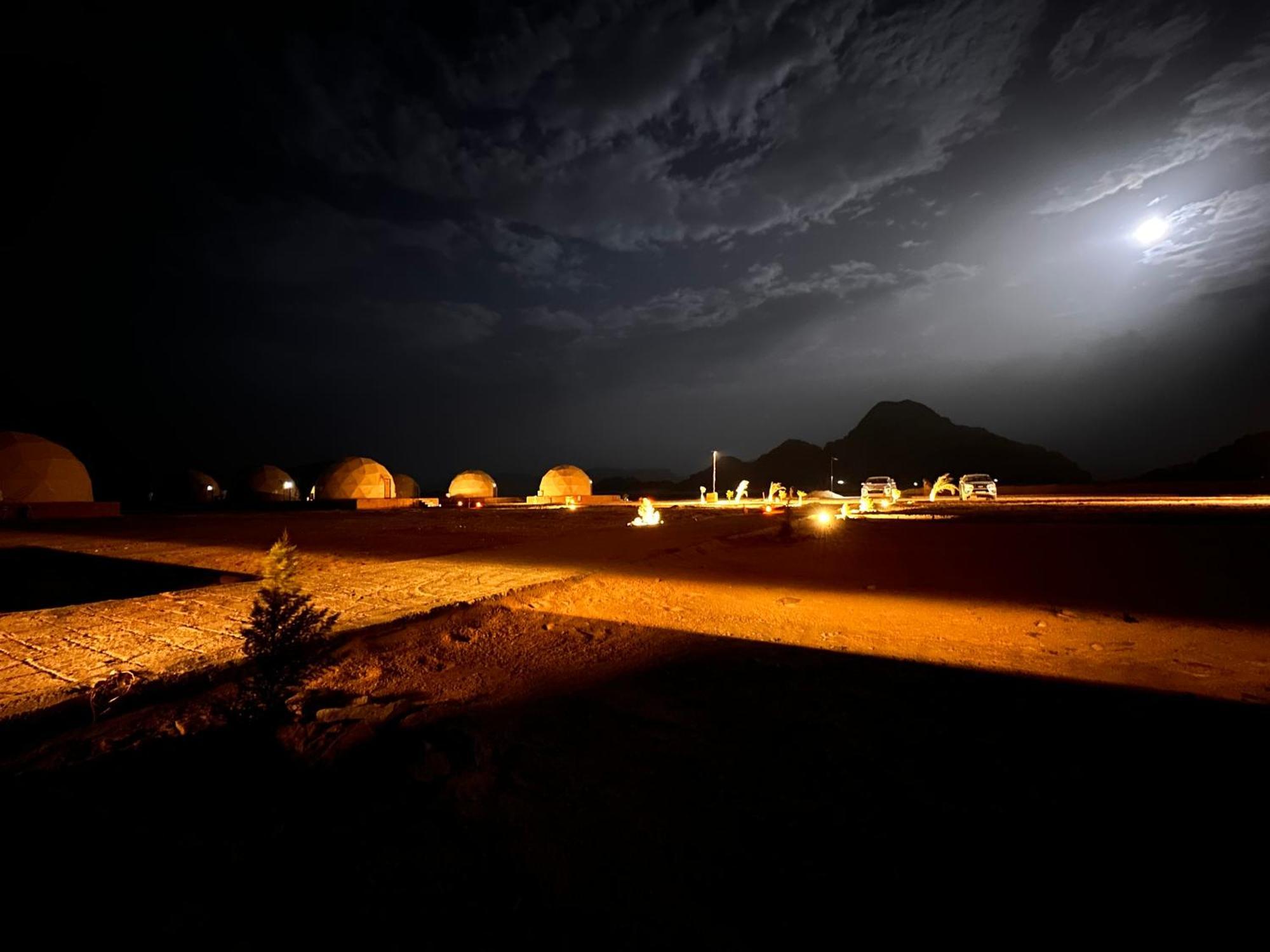 Rum Island Luxury Camp & Bubbles Hotel Wadi Rum Exteriér fotografie